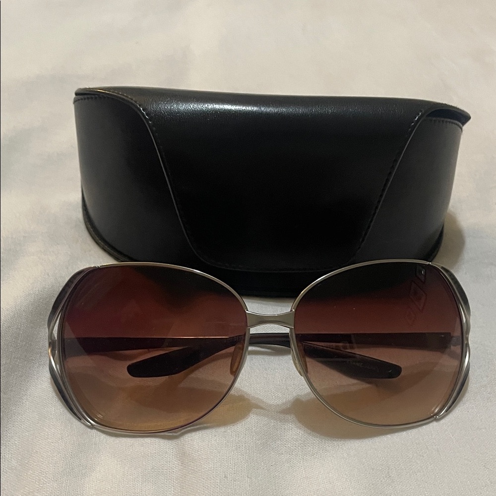 Barton Perreira Emmanuelle Sunglasses - Picture 6 of 7